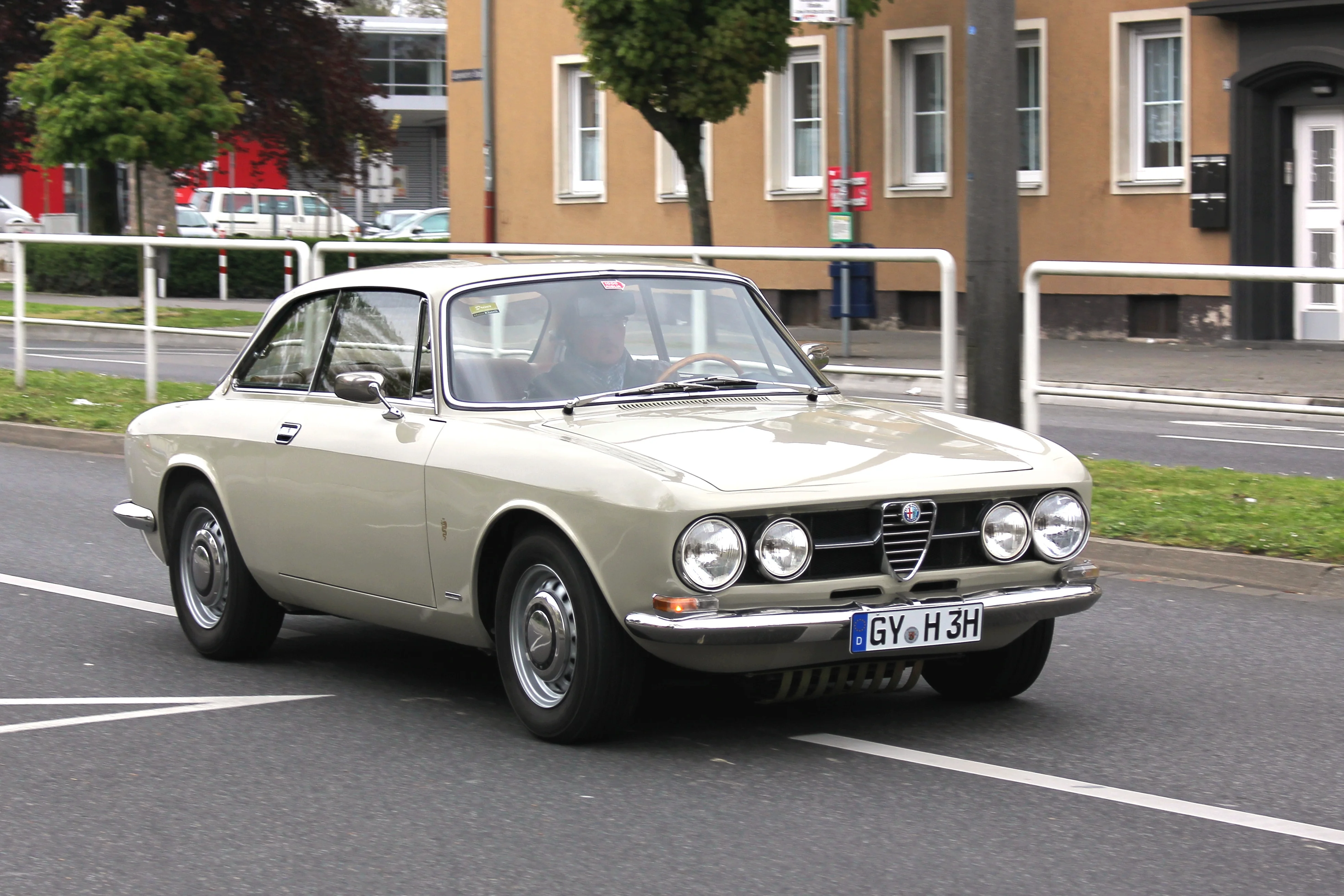 Alfa Romeo GT – Alfa Romeo sports car