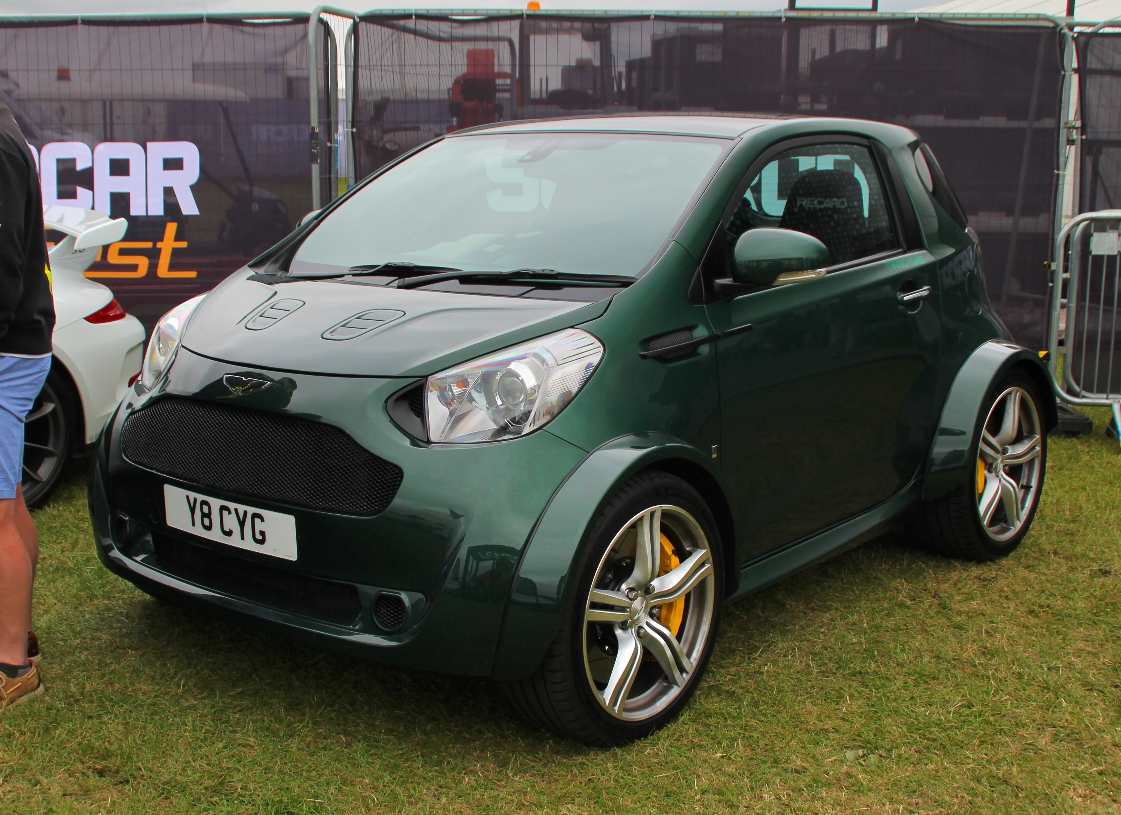Toyota iQ – Aston Martin city car