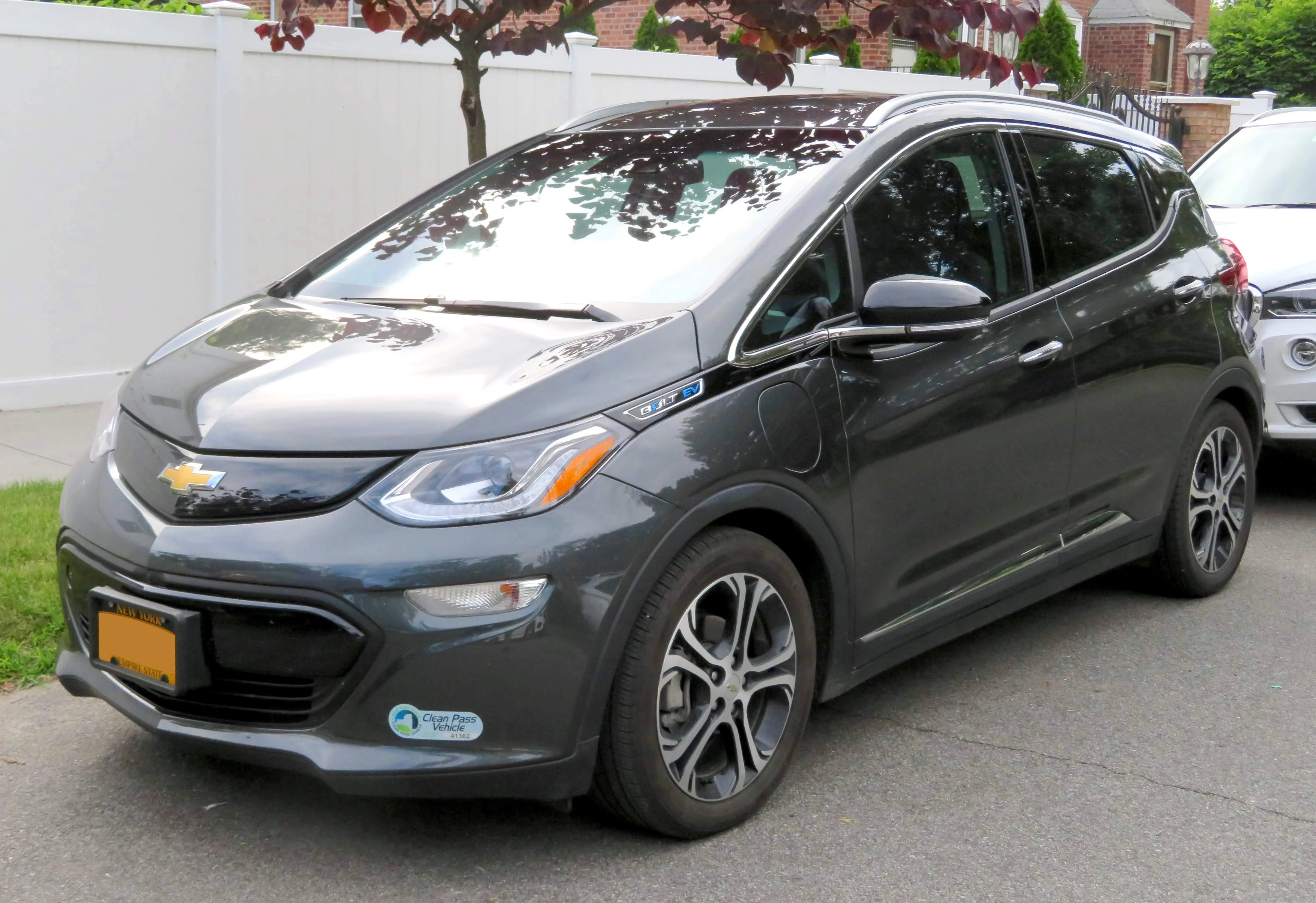 Chevrolet Bolt – Chevrolet subcompact car subcompact crossover suv