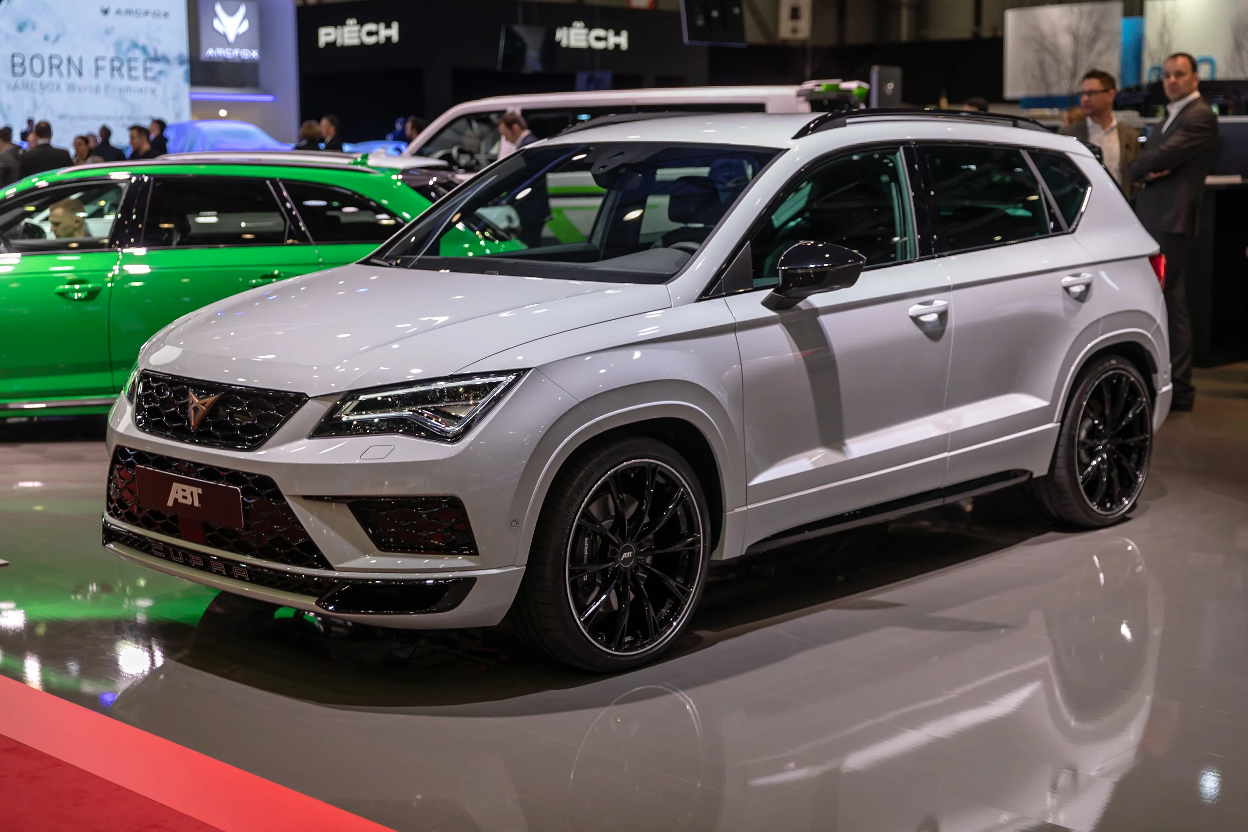 SEAT Ateca – Cupra compact crossover suv