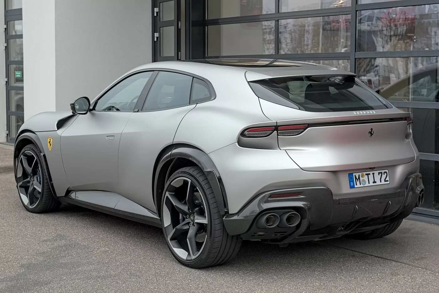 Ferrari Purosangue – Ferrari mid-size luxury crossover suv