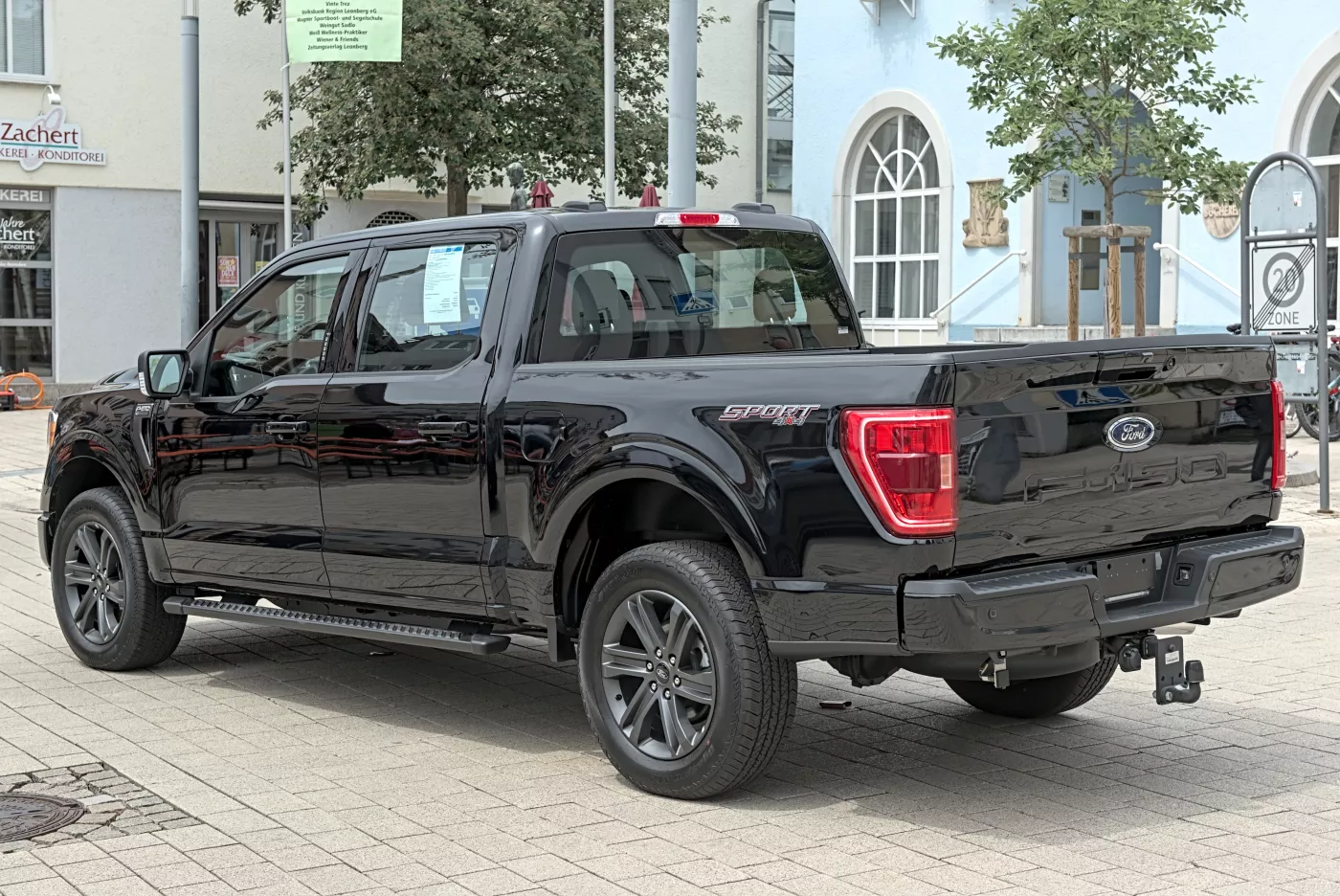 Ford F-Series – Ford full-size pickup truck