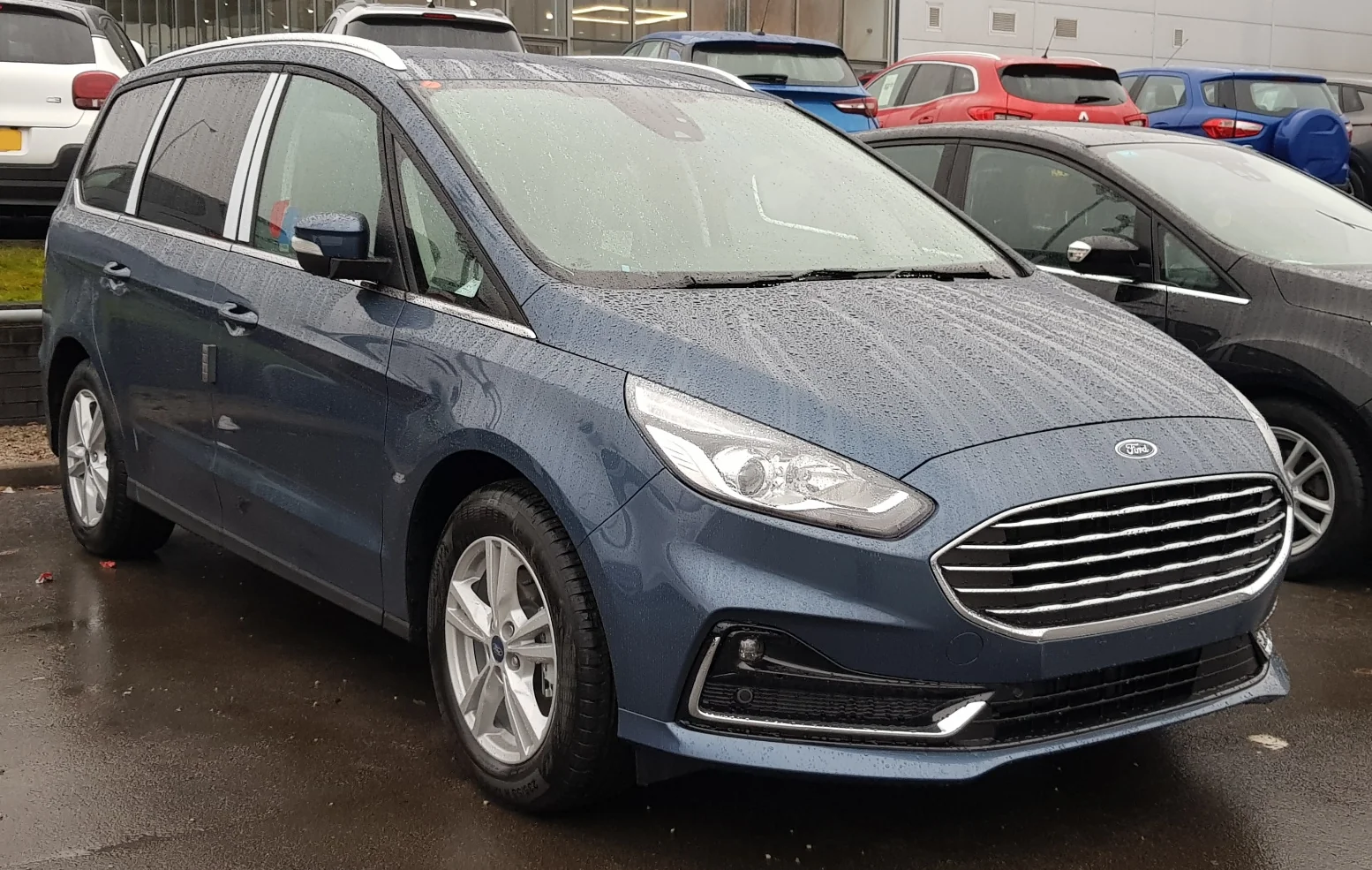 Ford Galaxy – Ford large mpv