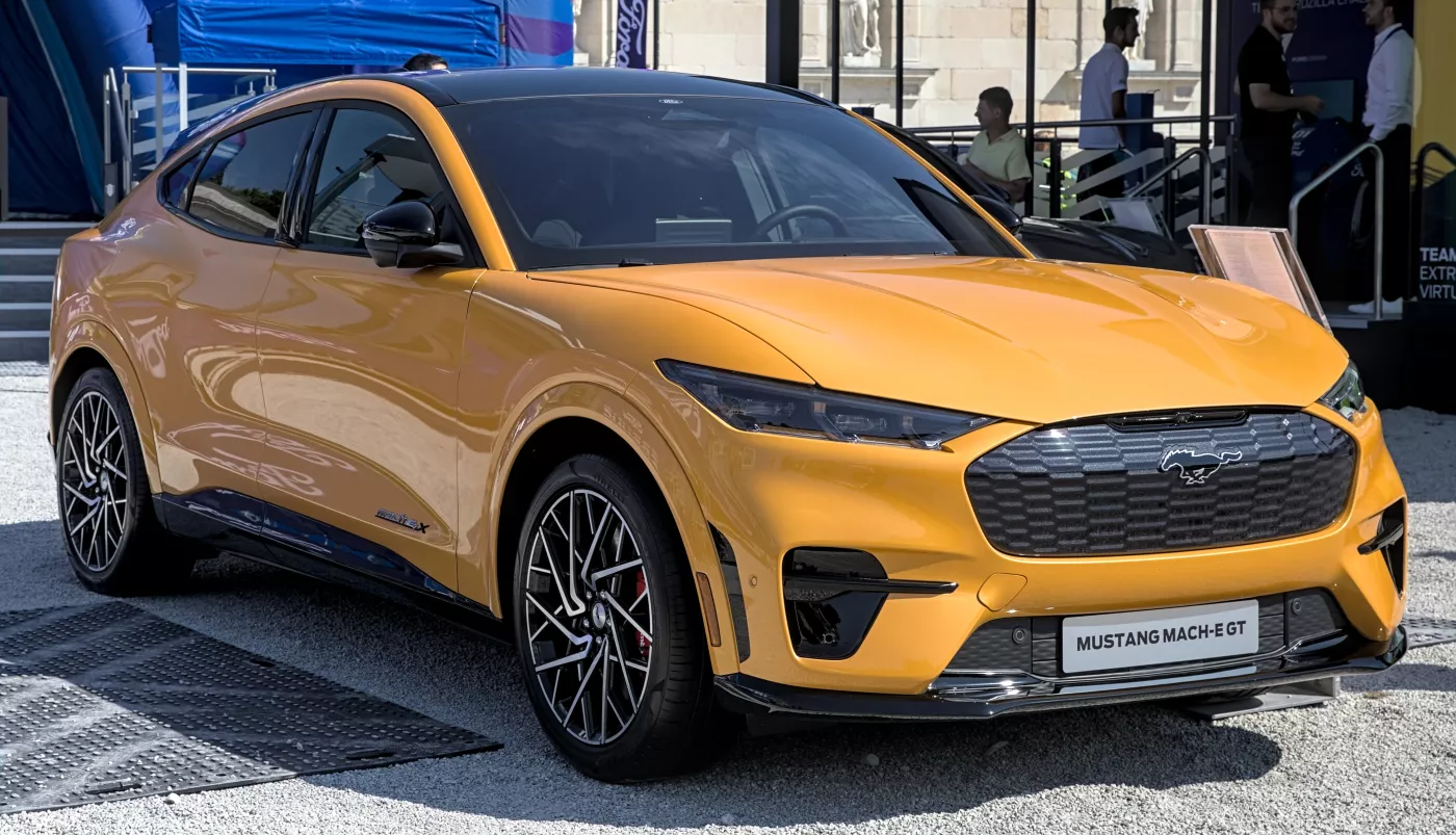 Ford Mustang Mach-E – Ford compact crossover suv