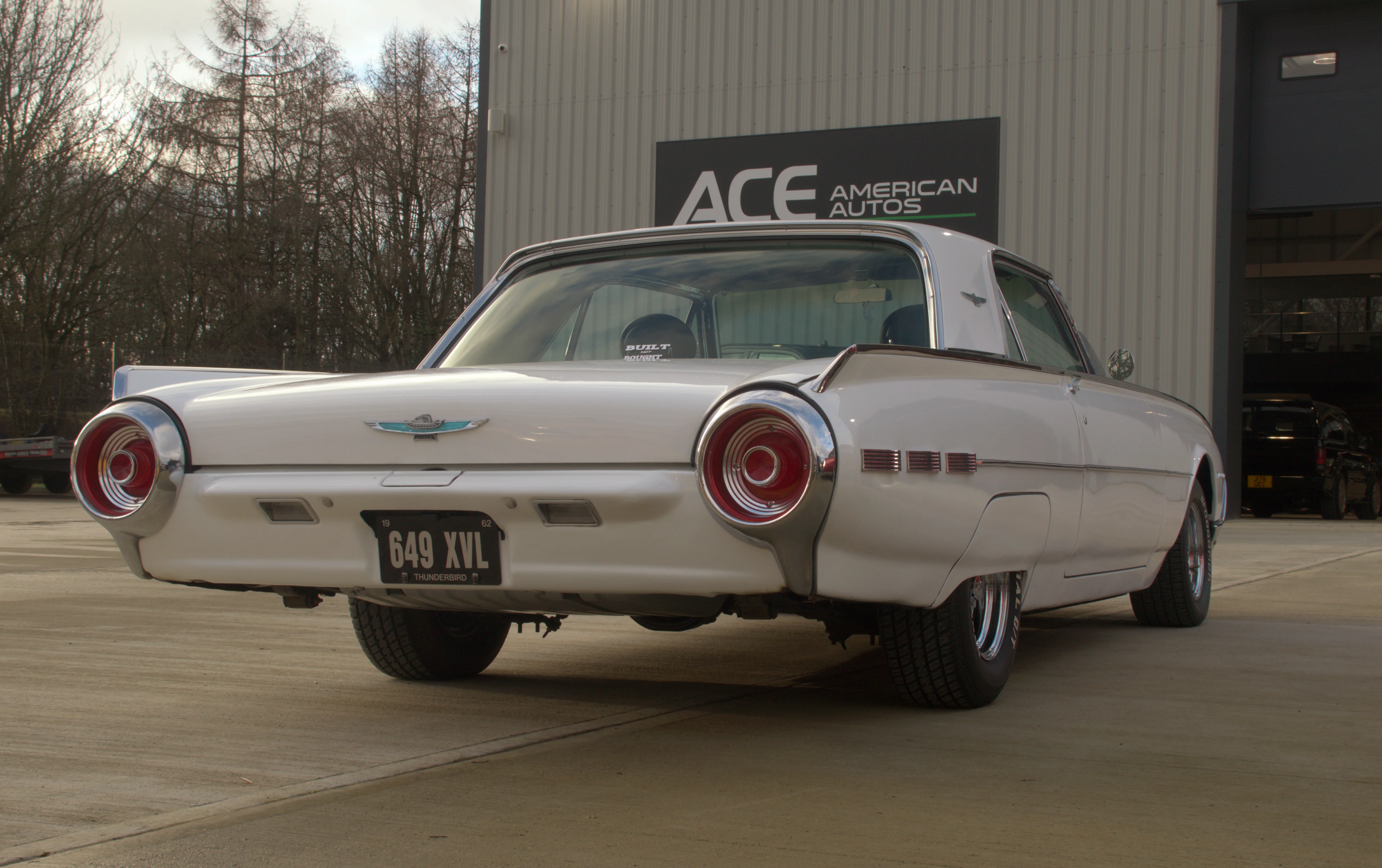Ford Thunderbird – Ford unbulleted list