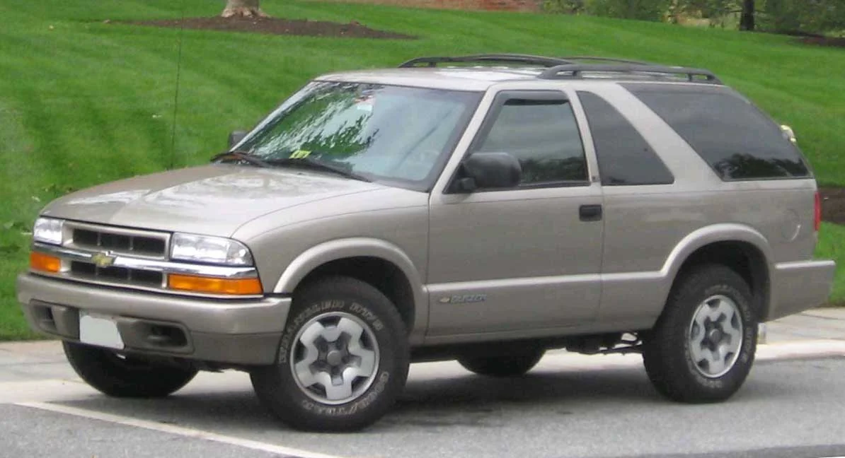 Chevrolet S-10 Blazer – GMC compact suv mid-size suv
