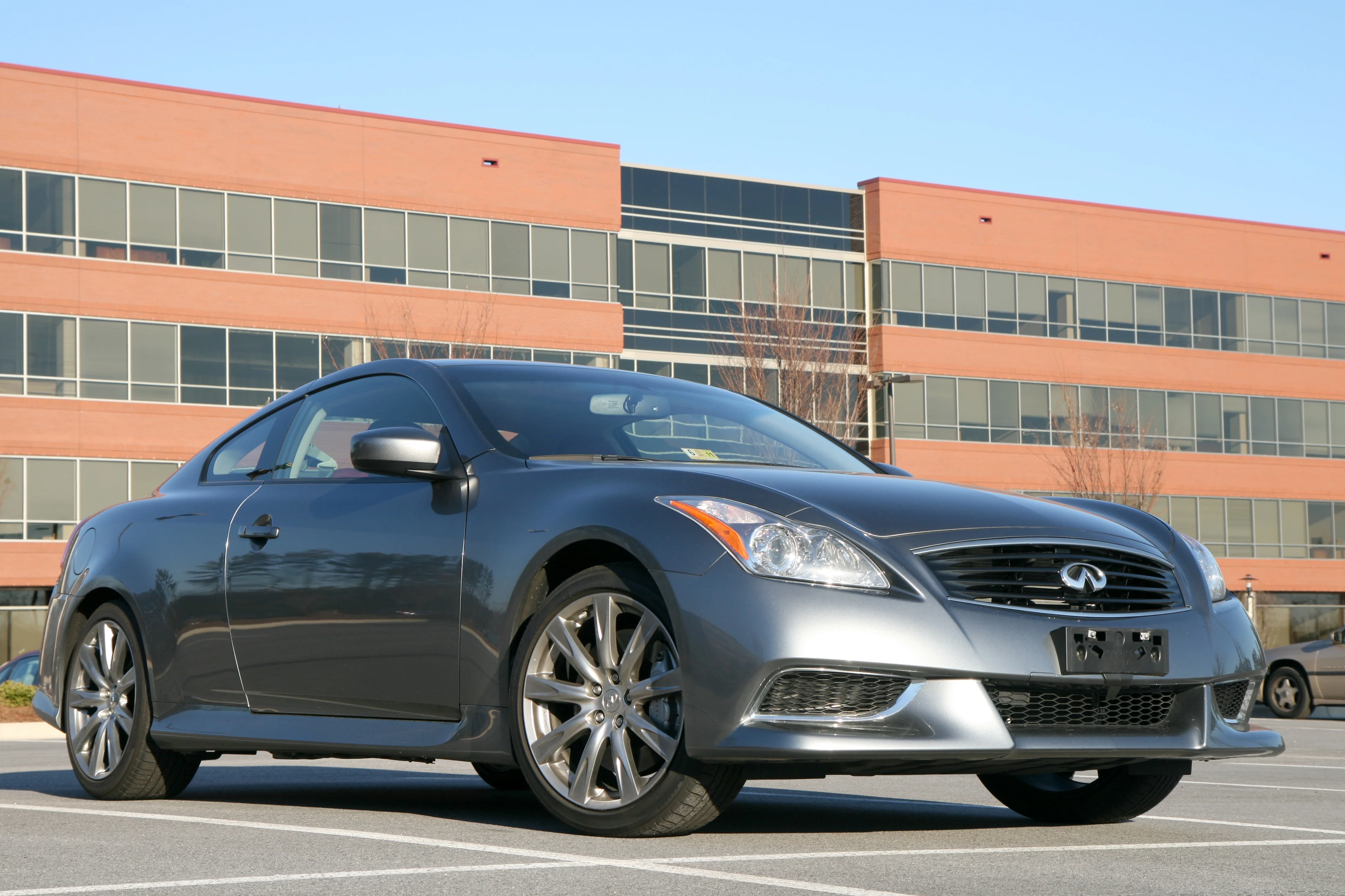 Infiniti G Line – Infiniti compact executive car