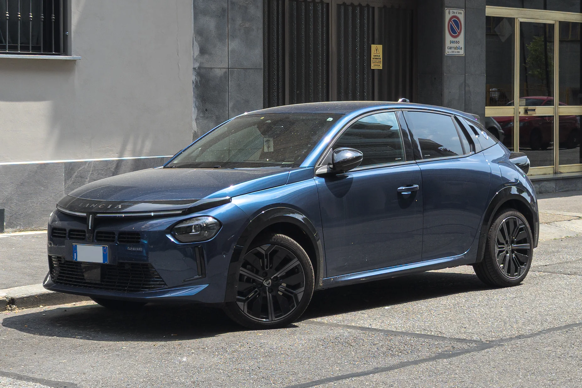 Lancia Ypsilon – Lancia supermini