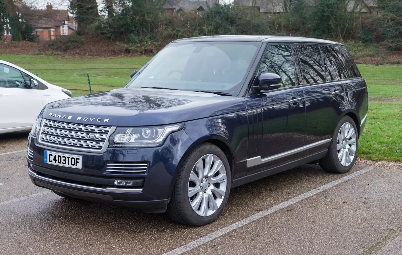 Range Rover – Land Rover unbulleted list
