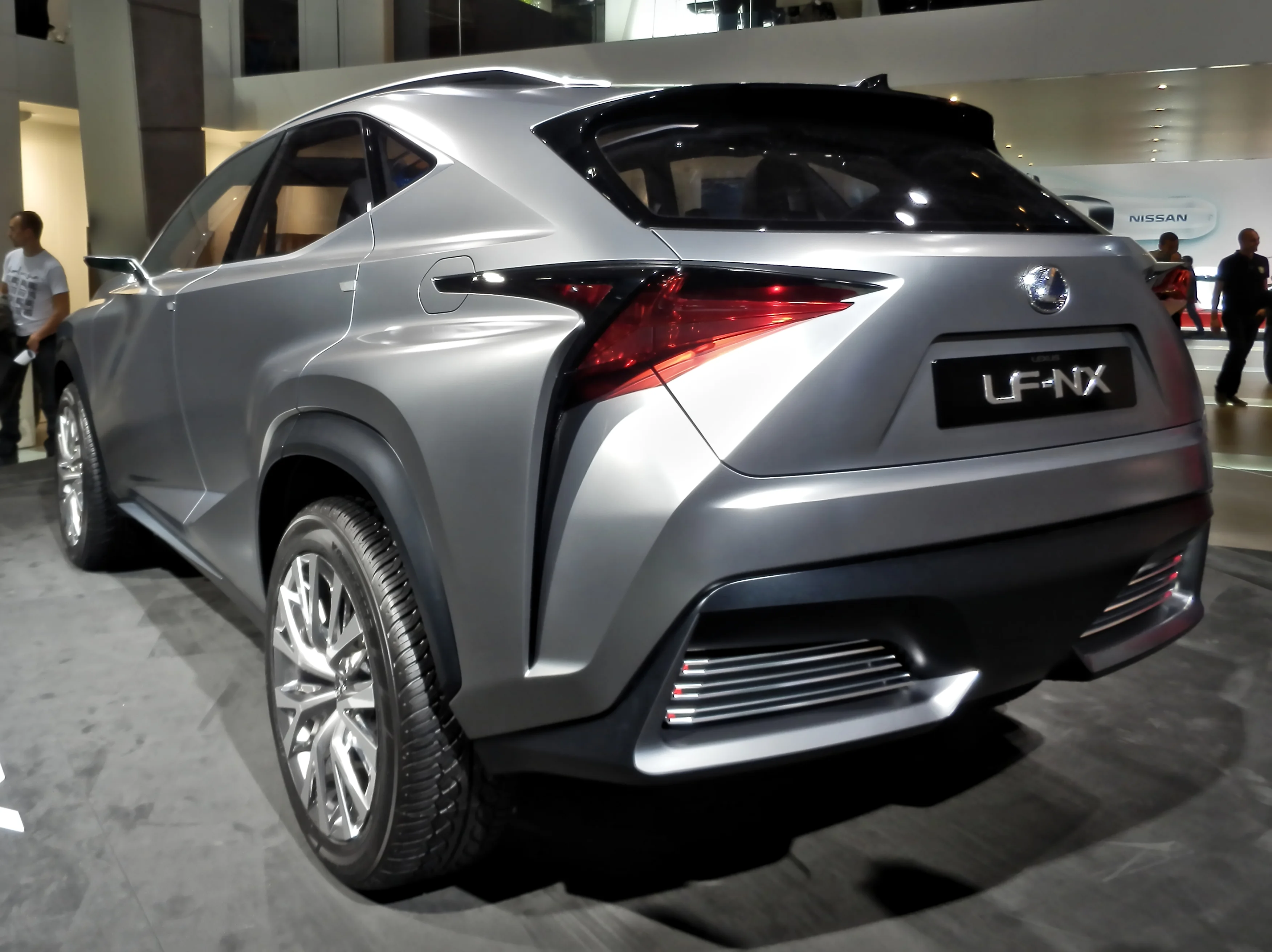 Lexus NX – Lexus compact luxury crossover suv