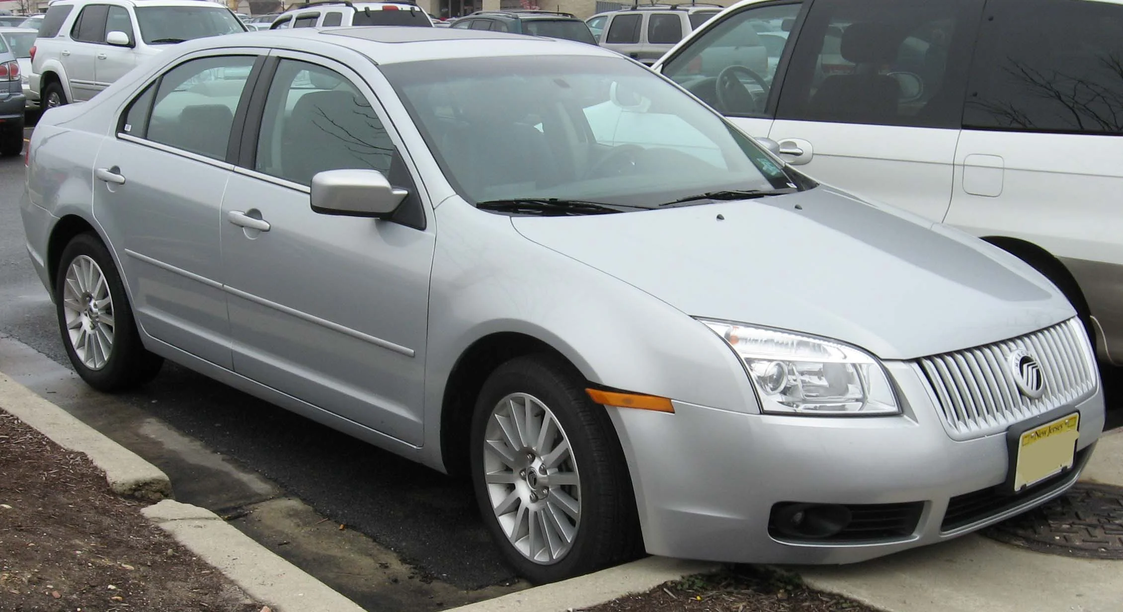 Mercury Milan – Mercury mid-size