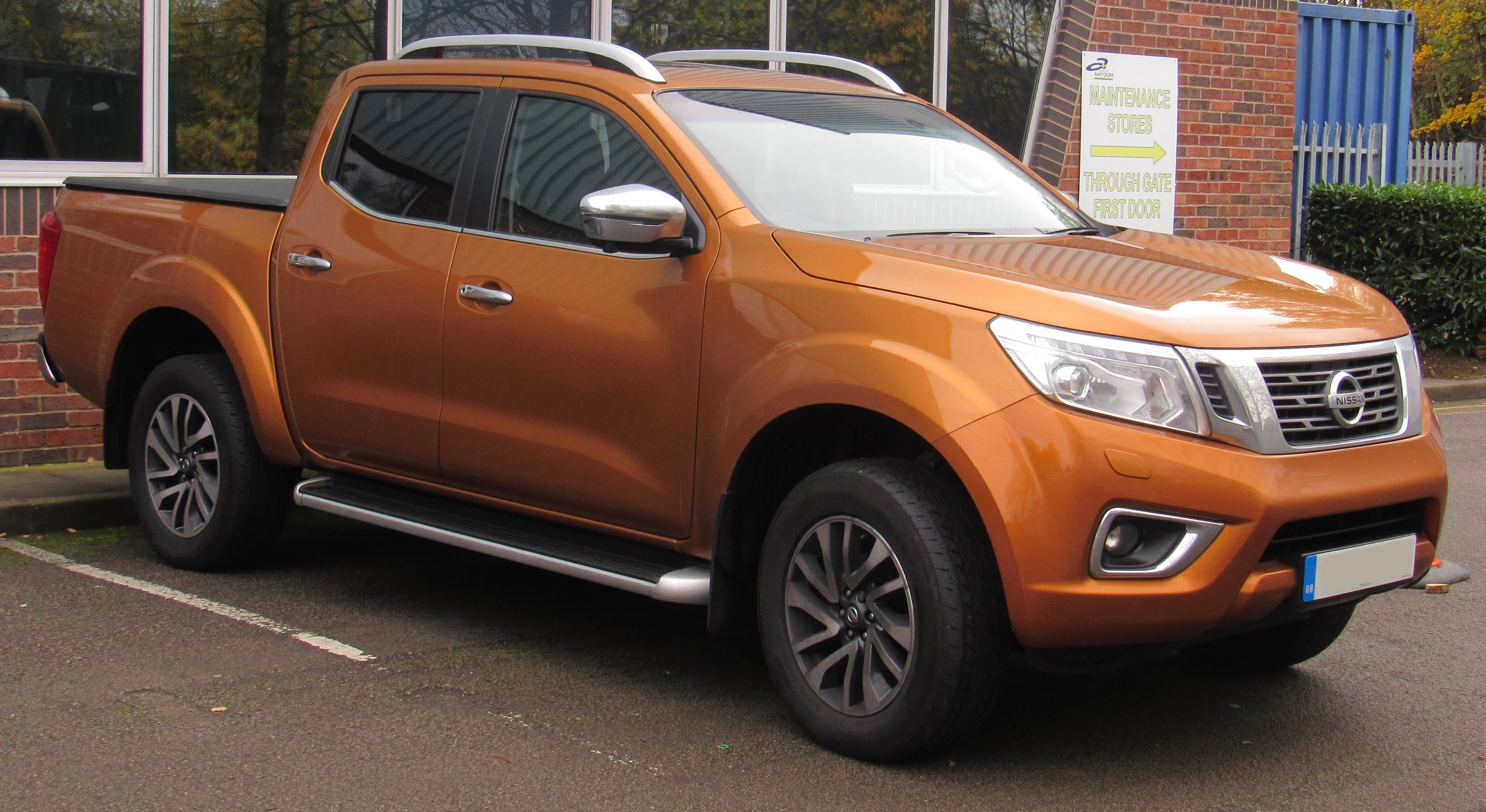 Nissan Frontier car