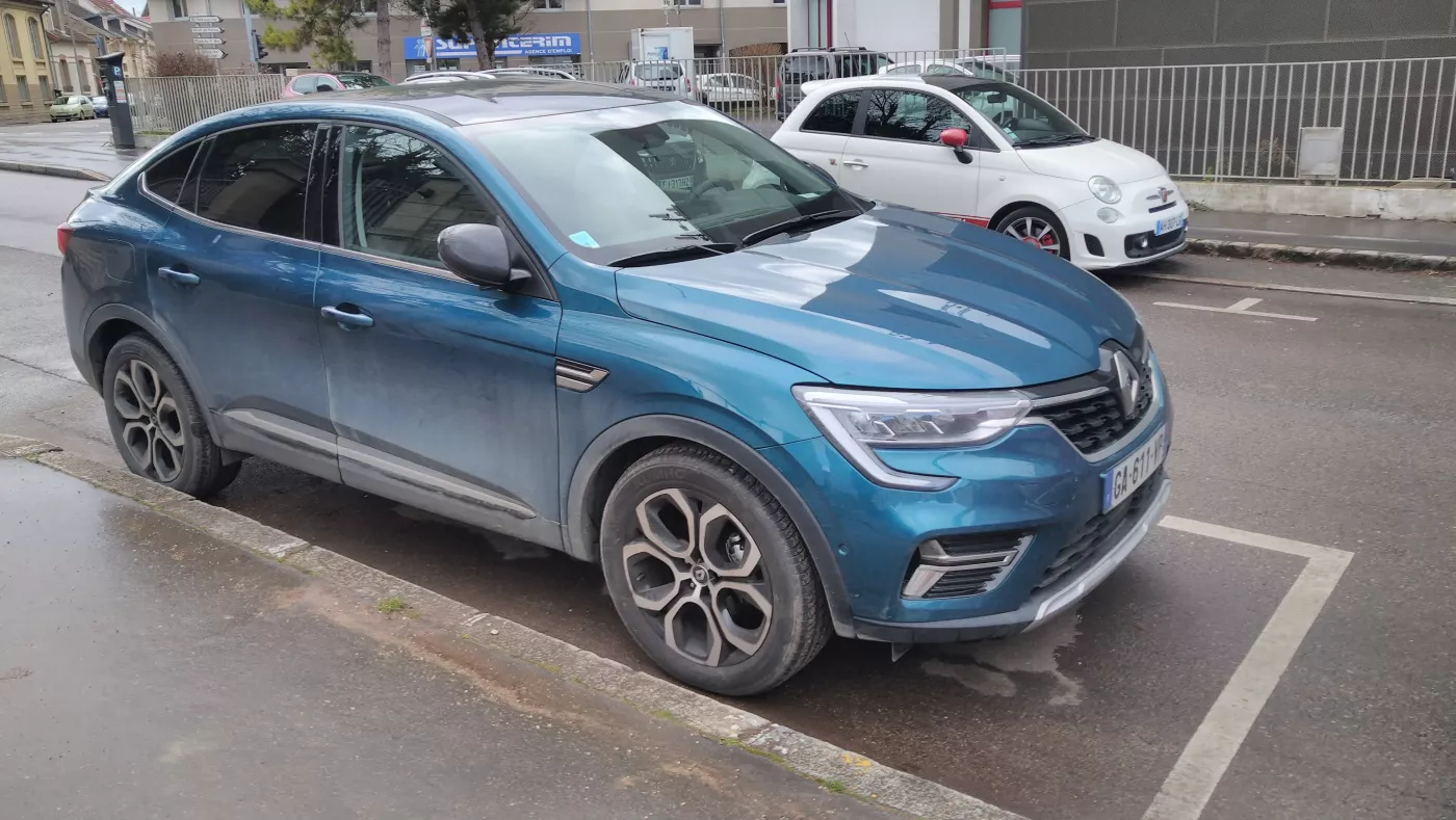 Renault Arkana – Renault compact crossover suv
