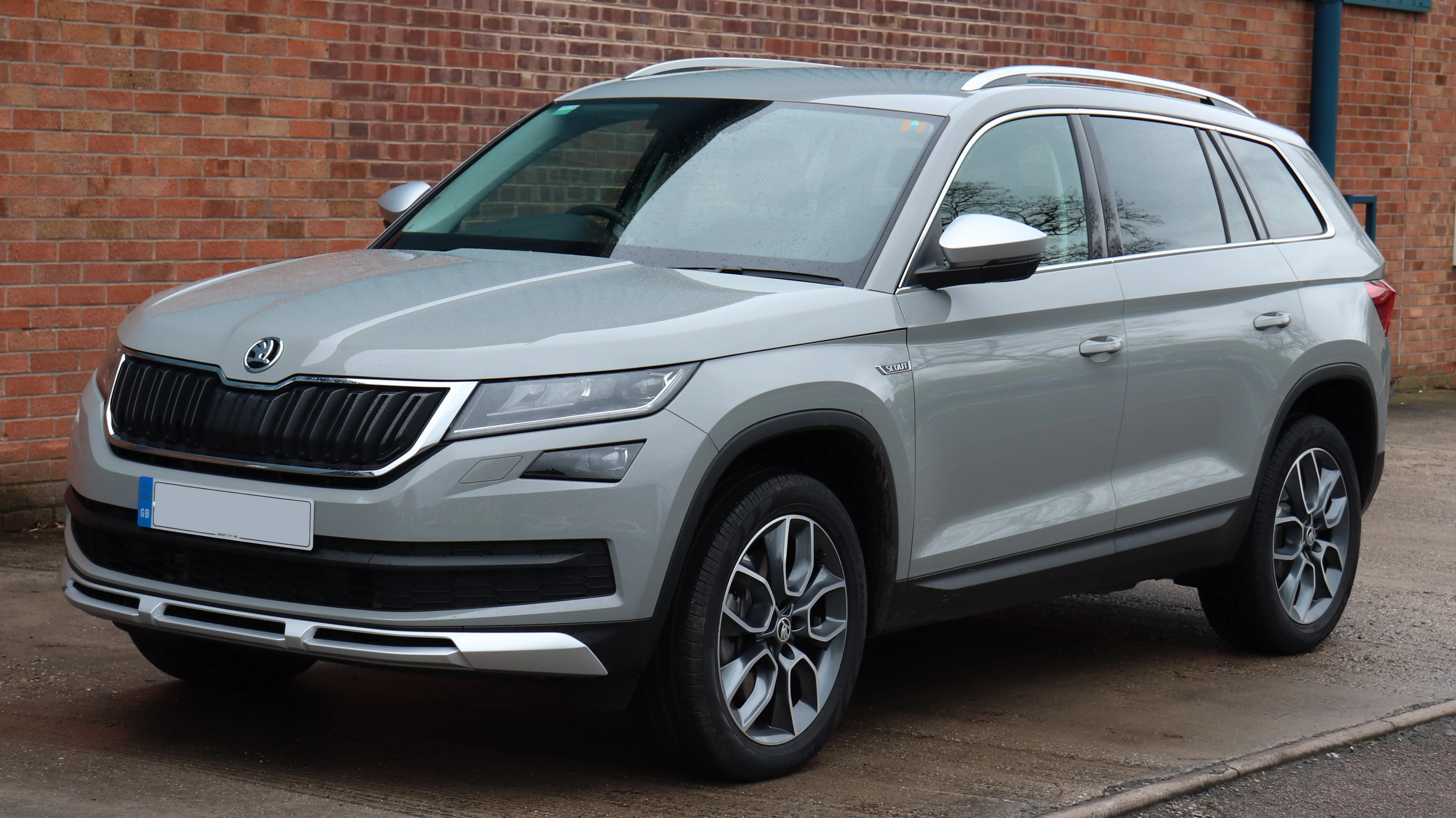 Škoda Kodiaq – Skoda mid-size crossover suv