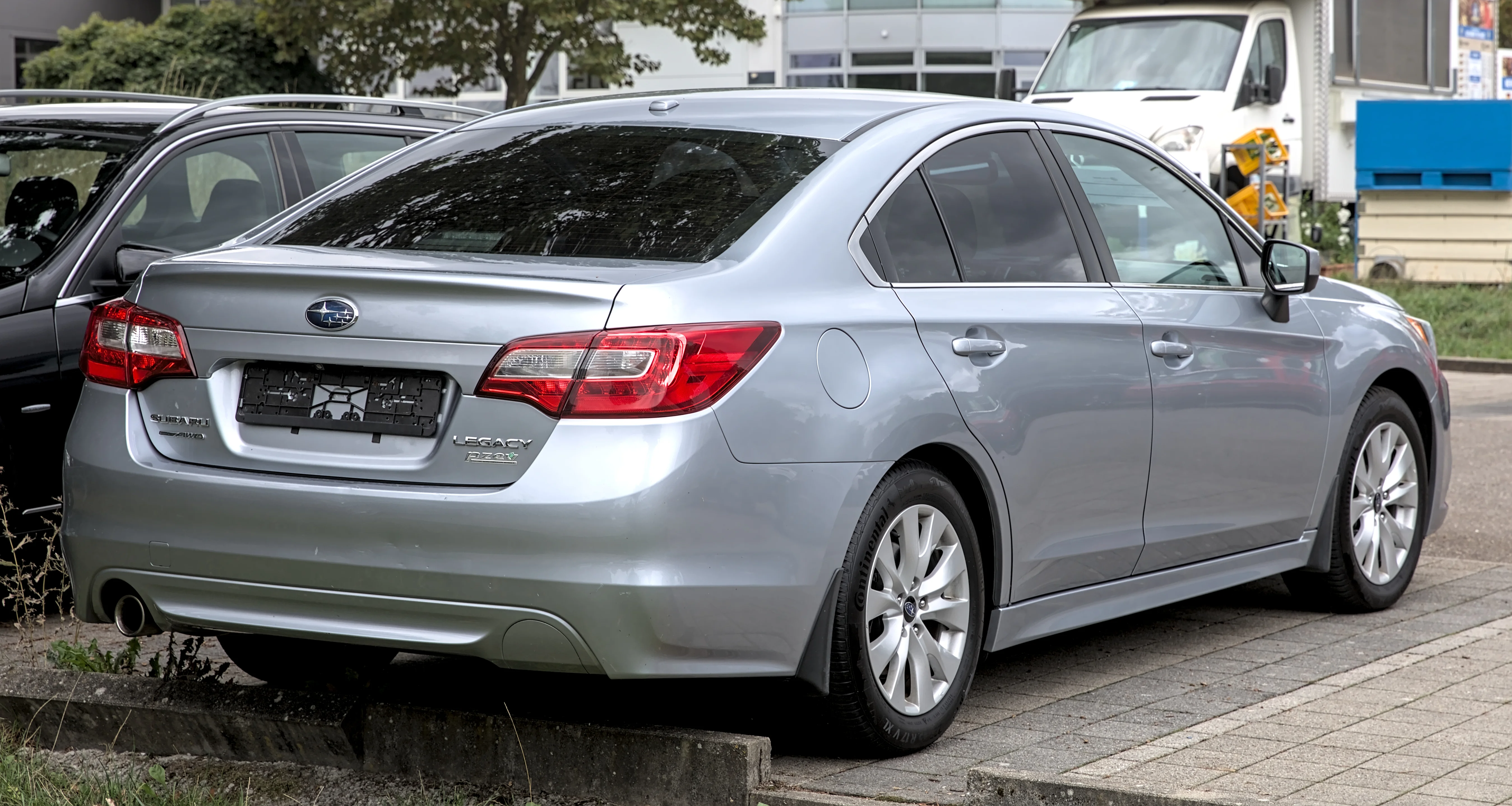 Subaru Legacy – Subaru mid-size car / compact executive car
