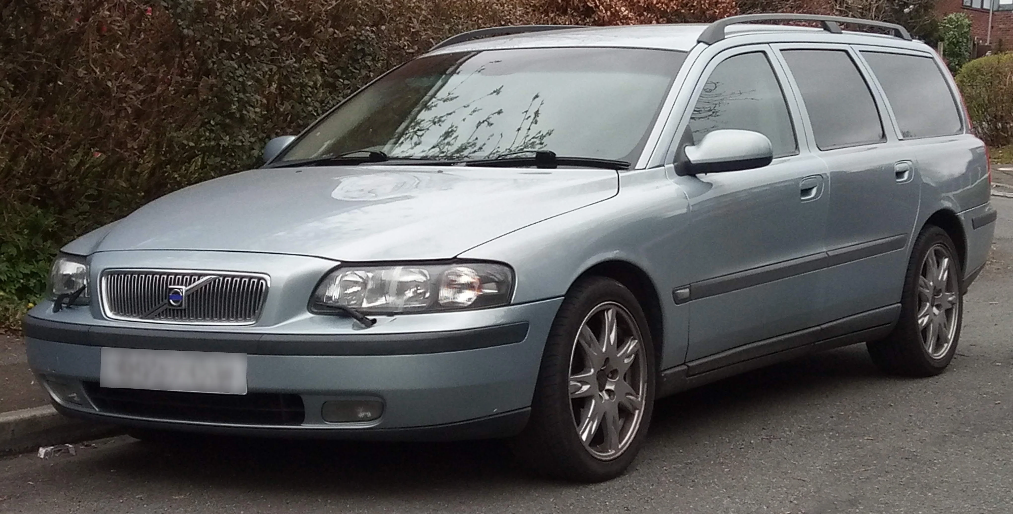 Volvo V70 – Volvo 1996-2007 compact executive car, 2006-2016 executive car