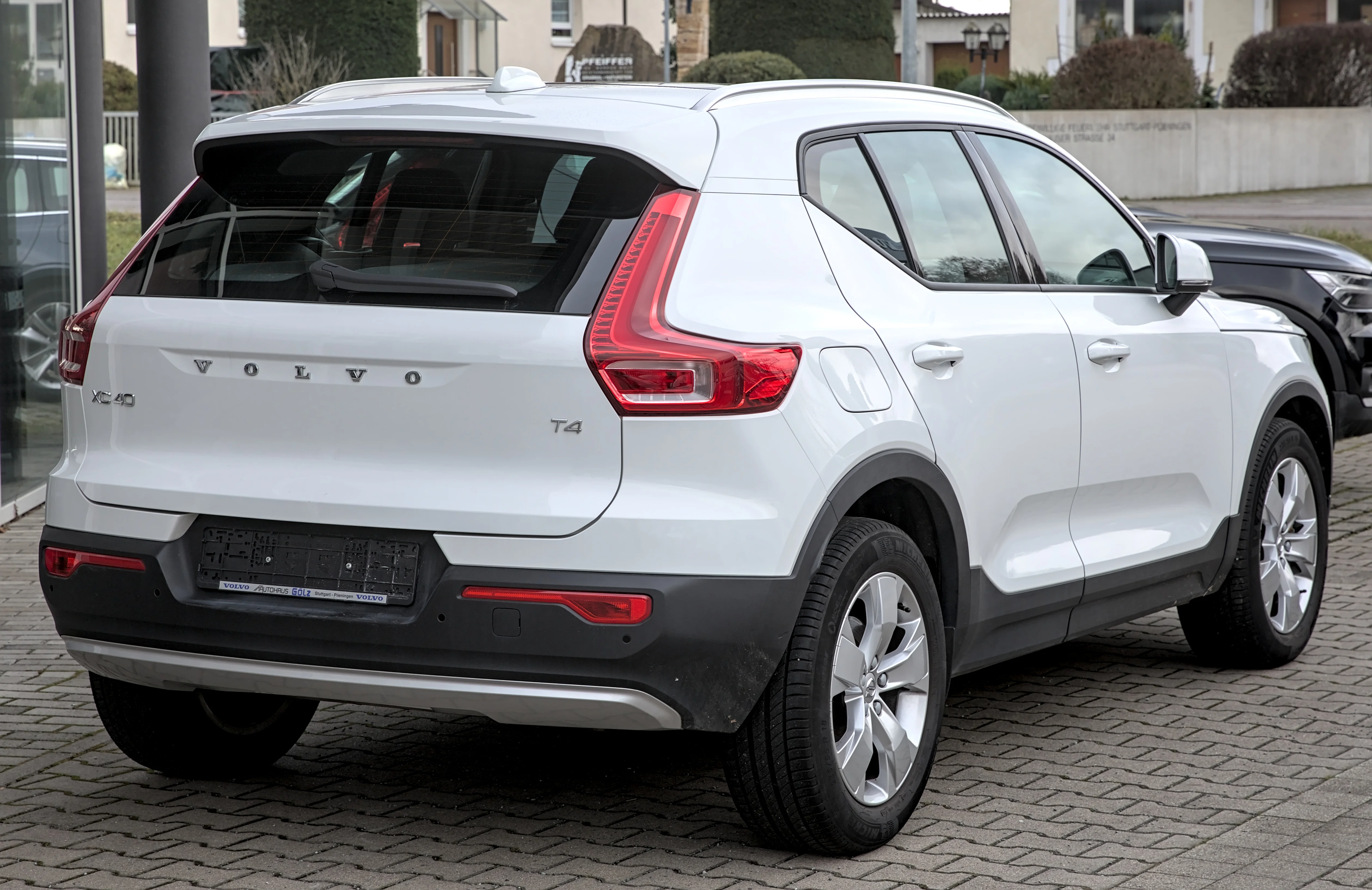 Volvo XC40 – Volvo subcompact crossover suv