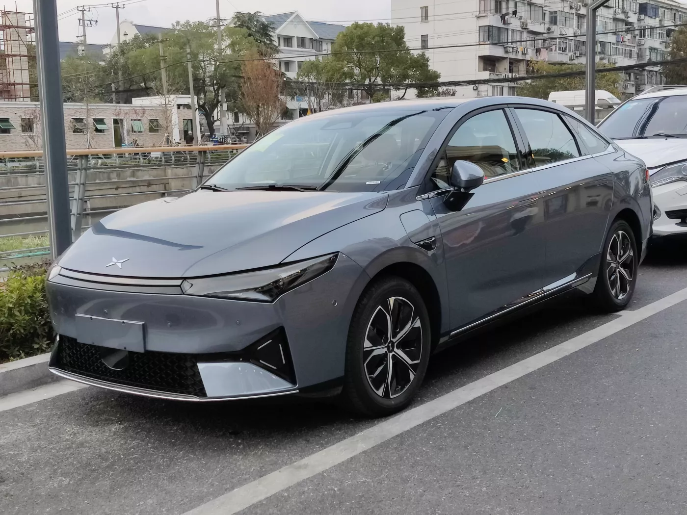XPeng P5 – XPeng compact executive car
